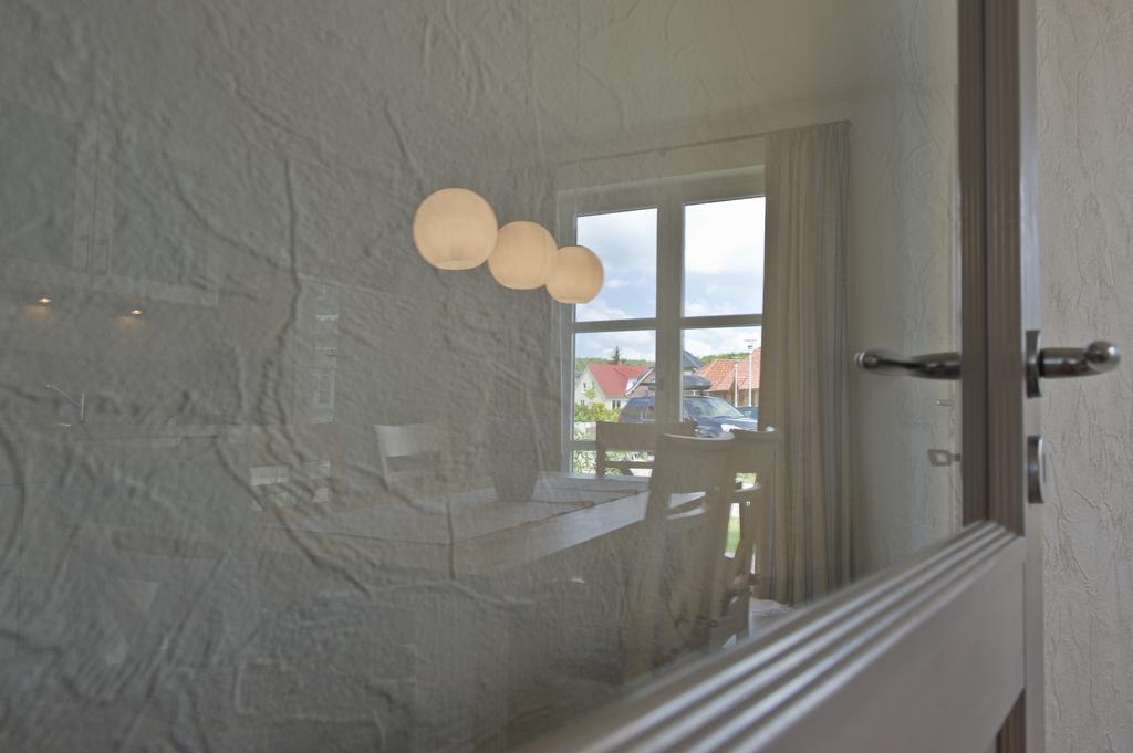 GUTSHOFHÄUSER Ferienhäuser Pendorf Sellin  Exterior foto